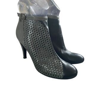 Chanel Black & Gray Laser Cut Lambskin Leather Ankle Boots Size 39.5B Old Money